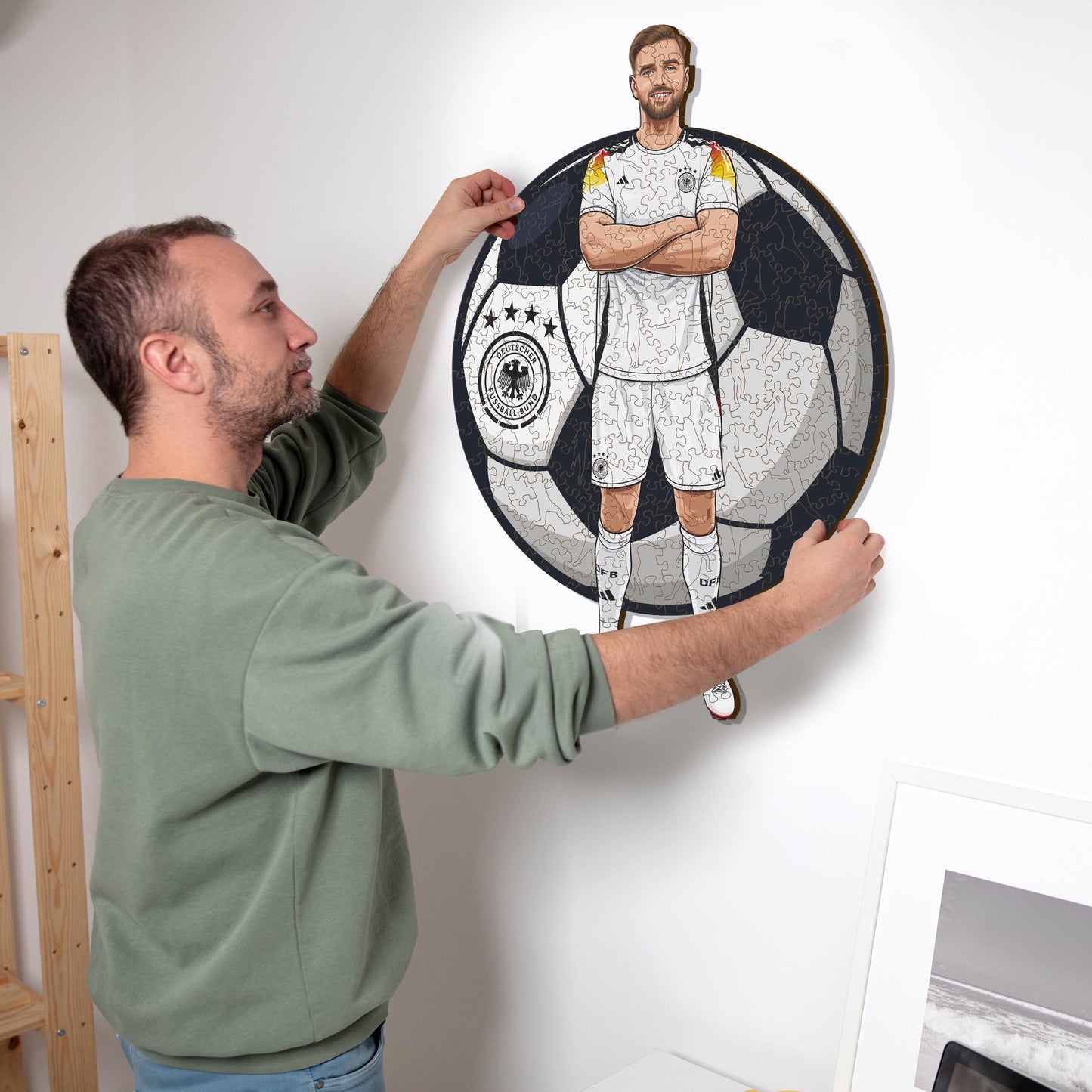 Niclas Füllkrug - Wooden Puzzle