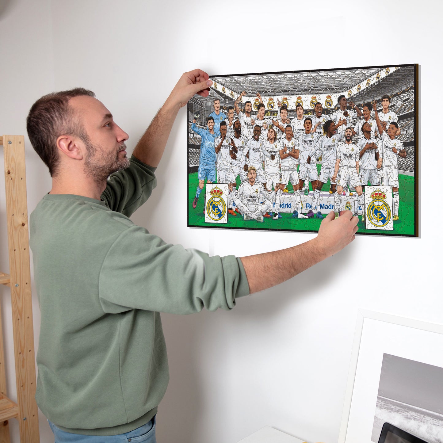 Real Madrid CF® Team - Wooden Puzzle